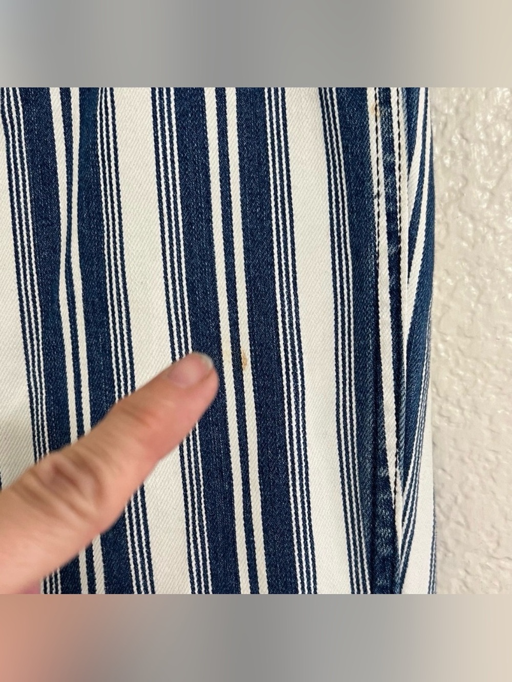 Free People Jolene Bell
Bottoms Stripe Pant in White
Indigo Hip Huggers Boho 30 - Picture 14 of 14